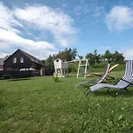 Na Uboczu Gospodarstwo agroturystyczne *